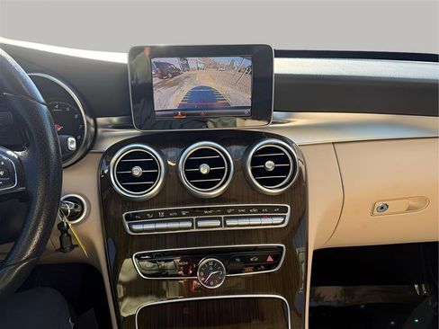 Used 2018 Mercedes-Benz C 300 Sedan w/ Premium Package image 18