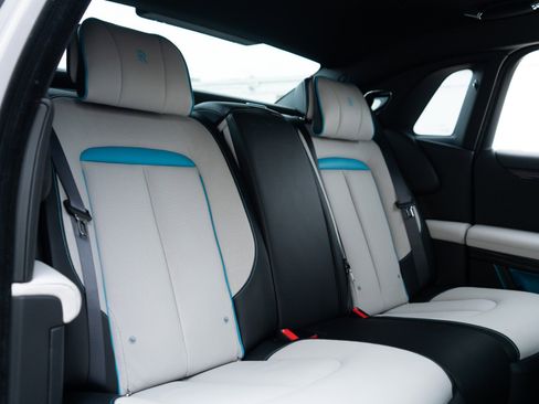 Used 2025 Rolls-Royce Ghost image 30