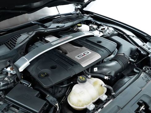 Used 2019 Ford Mustang GT image 30