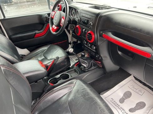 Used 2018 Jeep Wrangler Rubicon image 32