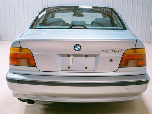 Used 1997 BMW 540i Sedan RWD image 6