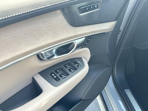 New 2026 Volvo XC90 B6 Plus w/ Protection Package Premier image 15