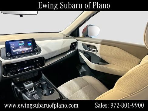Used 2023 Nissan Rogue SV FWD image 22