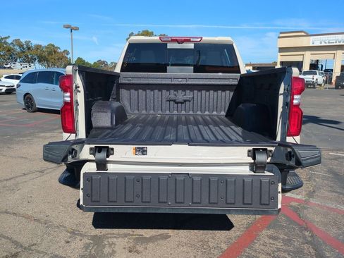 New 2026 Chevrolet Silverado 1500 ZR2 w/ LPO, Dark Essentials Package AWD/4WD image 27