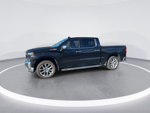 Used 2019 Chevrolet Silverado 1500 LTZ w/ LTZ Premium Package image 5