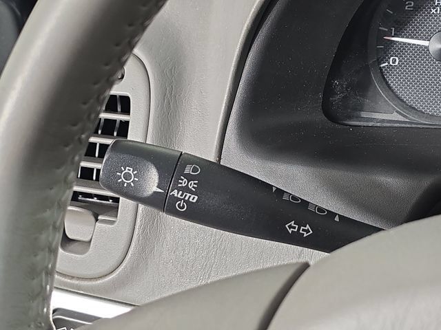 Used 2004 Chevrolet Malibu LT w/ Preferred Equipment Group FWD image 30