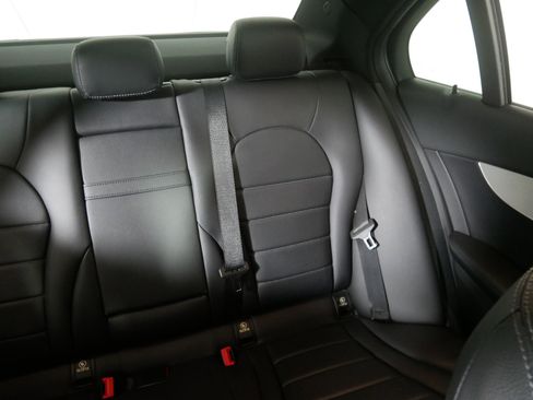 Used 2019 Mercedes-Benz C 300 4MATIC Sedan image 14