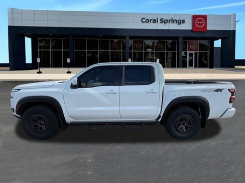 New 2026 Nissan Frontier PRO-4X w/ Pro-4x Convenience Package image 2