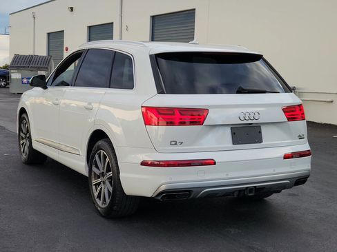 Used 2017 Audi Q7 3.0T Premium Plus image 3