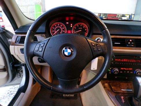 Used 2008 BMW 328xi Sedan image 8