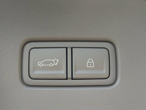 New 2026 Hyundai Palisade SEL Premium FWD image 12