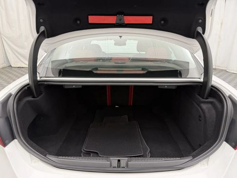 Used 2018 Alfa Romeo Giulia AWD image 33