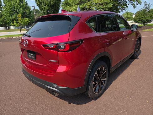 Used 2023 MAZDA CX-5 AWD 2.5 S w/ Premium Plus Pkg image 3