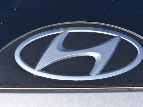 Used 2022 Hyundai Tucson Limited image 19