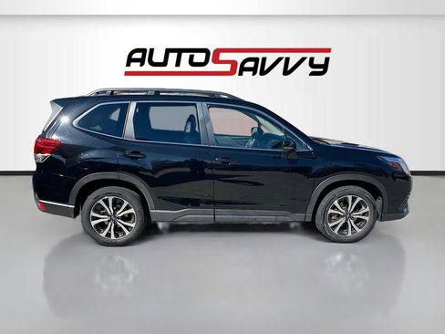 Used 2023 Subaru Forester Limited AWD/4WD image 8