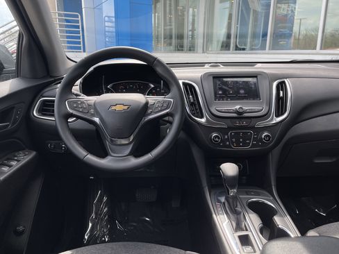 Used 2024 Chevrolet Equinox LT w/ LPO, Floor Liner Package image 18