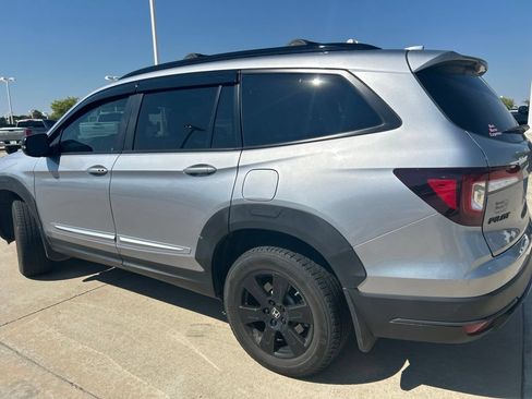 Used 2022 Honda Pilot TrailSport image 5