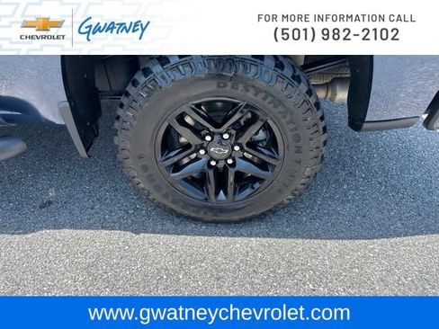 Used 2020 Chevrolet Silverado 1500 LT Trail Boss AWD/4WD image 10
