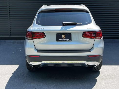 Used 2022 Mercedes-Benz GLC 300 4MATIC w/ Premium Package Lite image 4