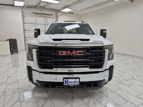 New 2026 GMC Sierra 2500 Pro image 32