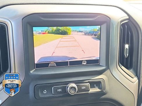 Certified 2025 Chevrolet Silverado 1500 Custom AWD/4WD image 28