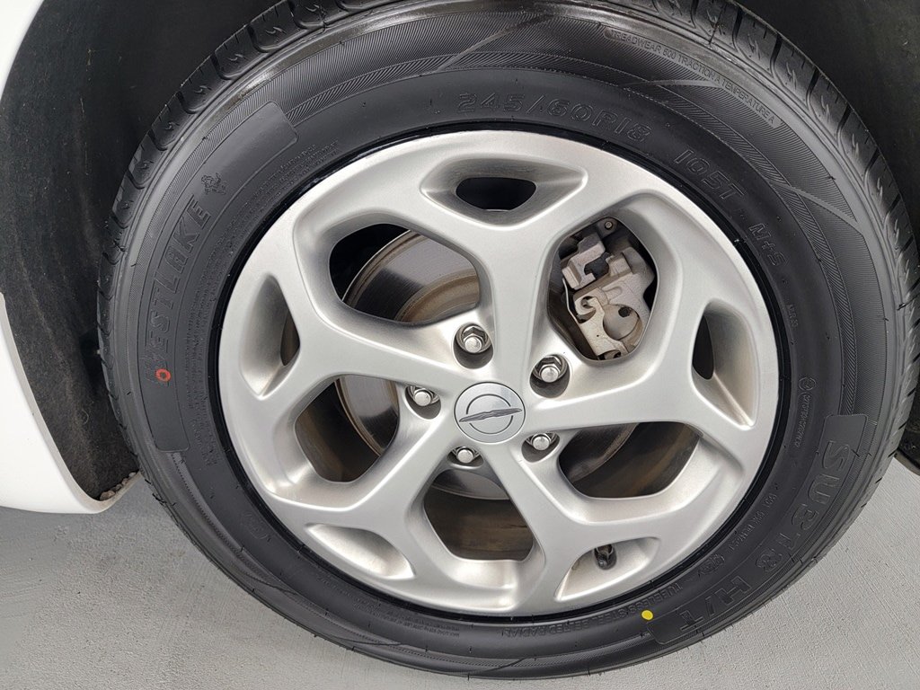 Used 2022 Chrysler Pacifica Limited FWD image 10