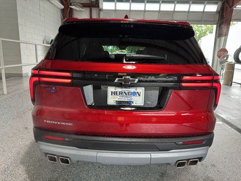 New 2026 Chevrolet Traverse LT w/ Enhanced Driving Package image 29
