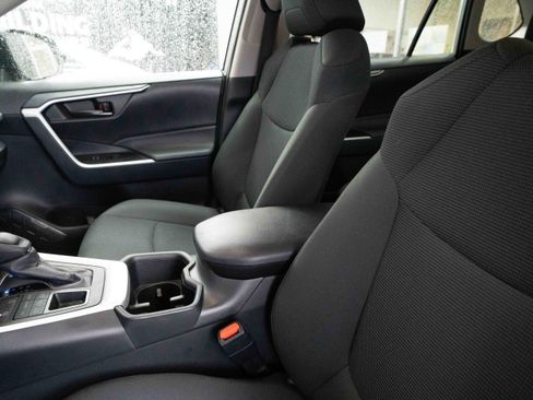 Certified 2025 Toyota RAV4 LE image 11