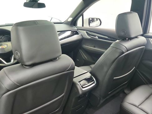 Used 2024 Cadillac XT6 Premium Luxury w/ LPO, Floor Liner Package AWD/4WD image 25