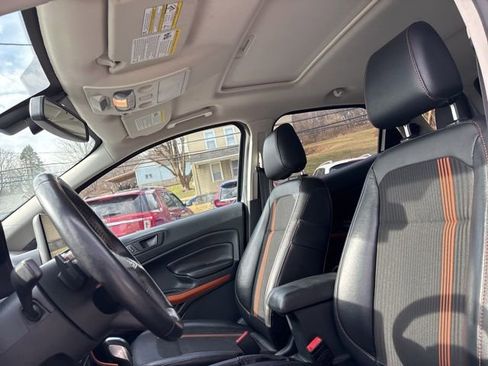 Used 2018 Ford EcoSport SES w/ SES Cold Weather Package image 15