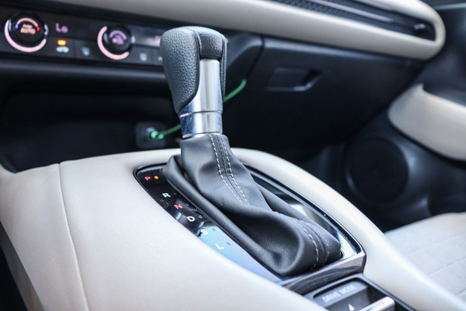 Certified 2024 Honda HR-V LX image 26