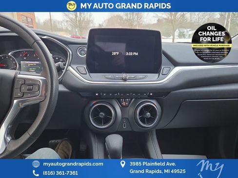 Used 2023 Chevrolet Blazer LT image 19