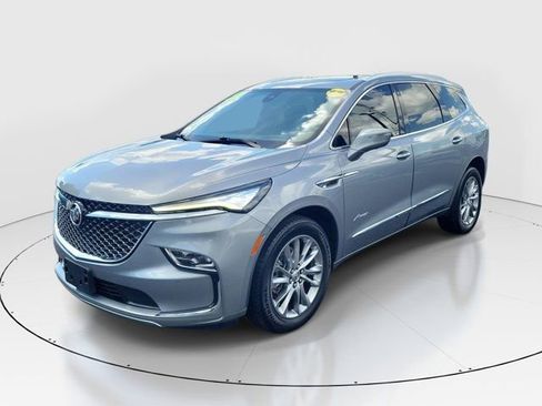 Used 2023 Buick Enclave Avenir w/ Avenir Technology Package AWD/4WD image 30