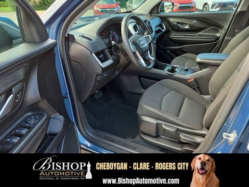 Used 2024 GMC Terrain SLE AWD/4WD image 5