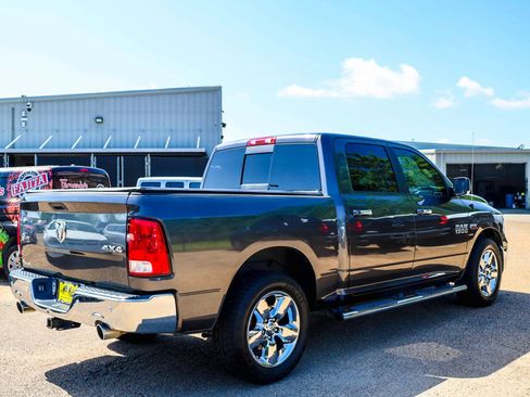 Used 2017 RAM 1500 Big Horn AWD/4WD image 7