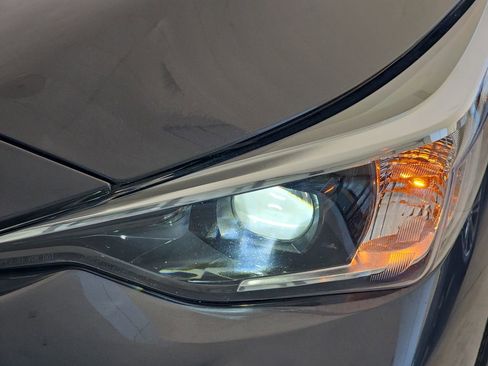 Used 2024 Subaru Crosstrek 2.0i Premium image 36