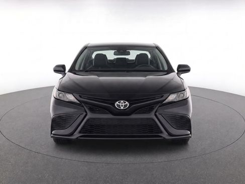 Used 2024 Toyota Camry SE w/ Cold Weather Package AWD/4WD image 2