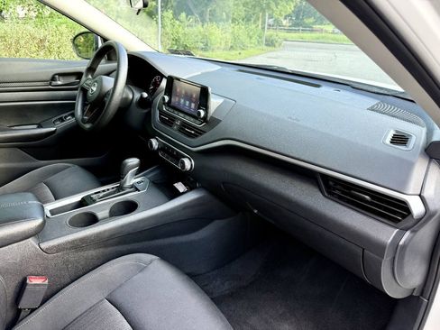Used 2023 Nissan Altima 2.5 S FWD image 21