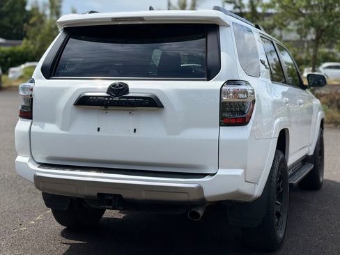 Used 2023 Toyota 4Runner TRD Off-Road AWD/4WD image 5