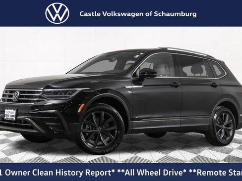 Used 2023 Volkswagen Tiguan SE image 1