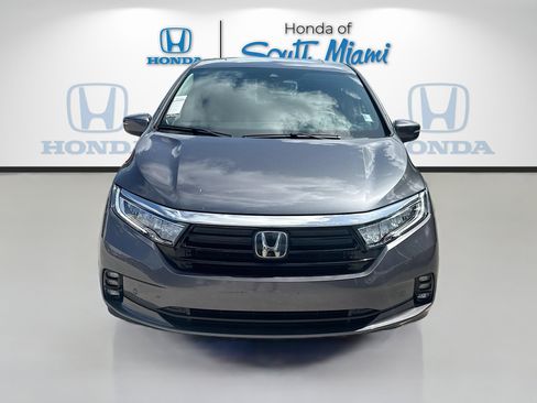 Certified 2023 Honda Odyssey Elite image 2