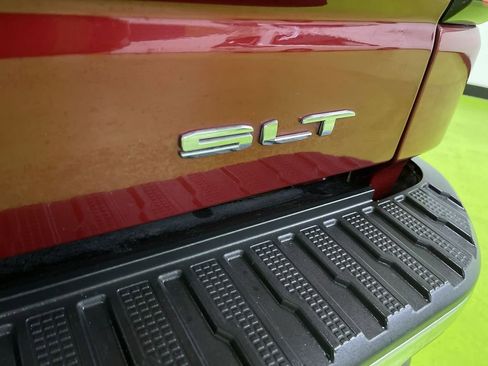 Used 2019 GMC Sierra 1500 SLT image 13