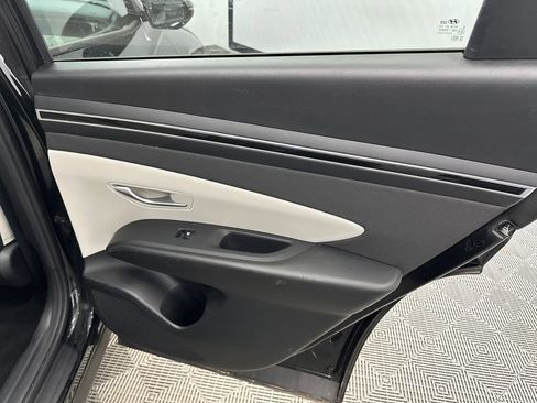 Used 2023 Hyundai Tucson SEL w/ Convenience Package image 17
