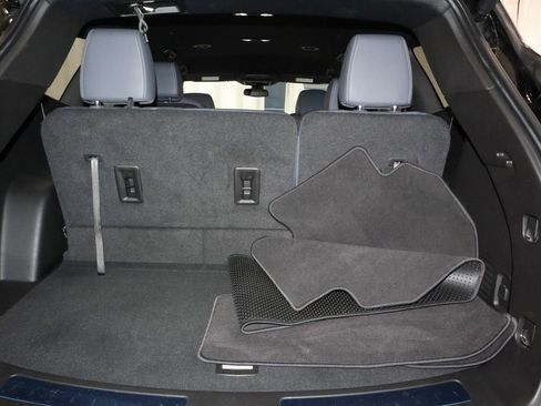 Used 2023 Buick Enclave Essence FWD image 14