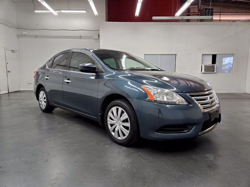 Used 2013 Nissan Sentra SV FWD image 4