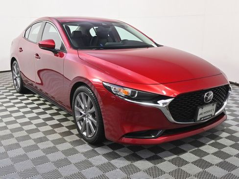 Used 2019 MAZDA MAZDA3 AWD Sedan w/ Select Package image 9