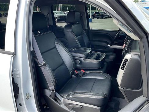 Used 2017 Chevrolet Silverado 1500 LT w/ All Star Edition AWD/4WD image 7
