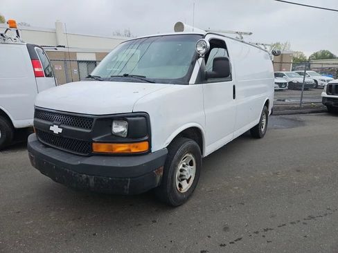 Used 2008 Chevrolet Express 2500 RWD image 1
