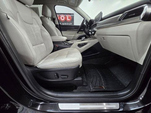 Used 2020 Kia Telluride SX w/ Towing Package FWD image 19
