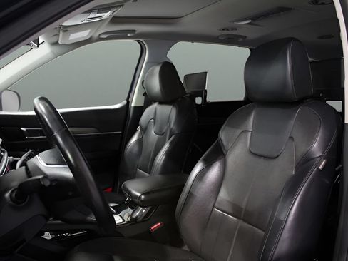 Used 2022 Kia Telluride EX w/ EX Premium Package FWD image 13